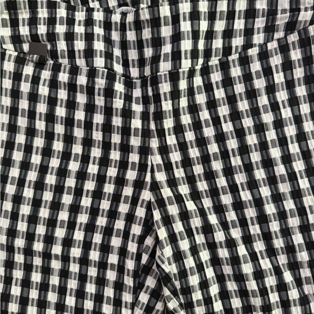 LISETTE-L Montreal Panda Dot Pants women’s size 4 in excellent condition